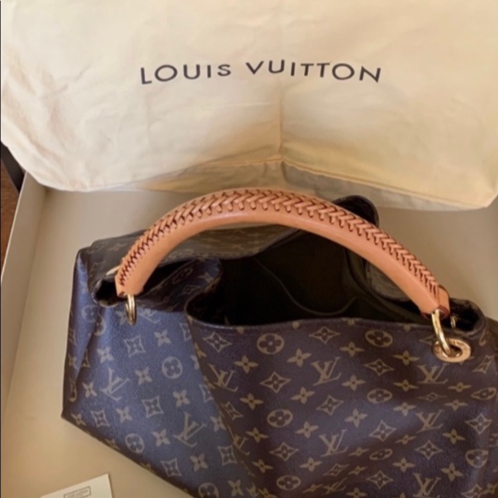 Louis Vuitton GM